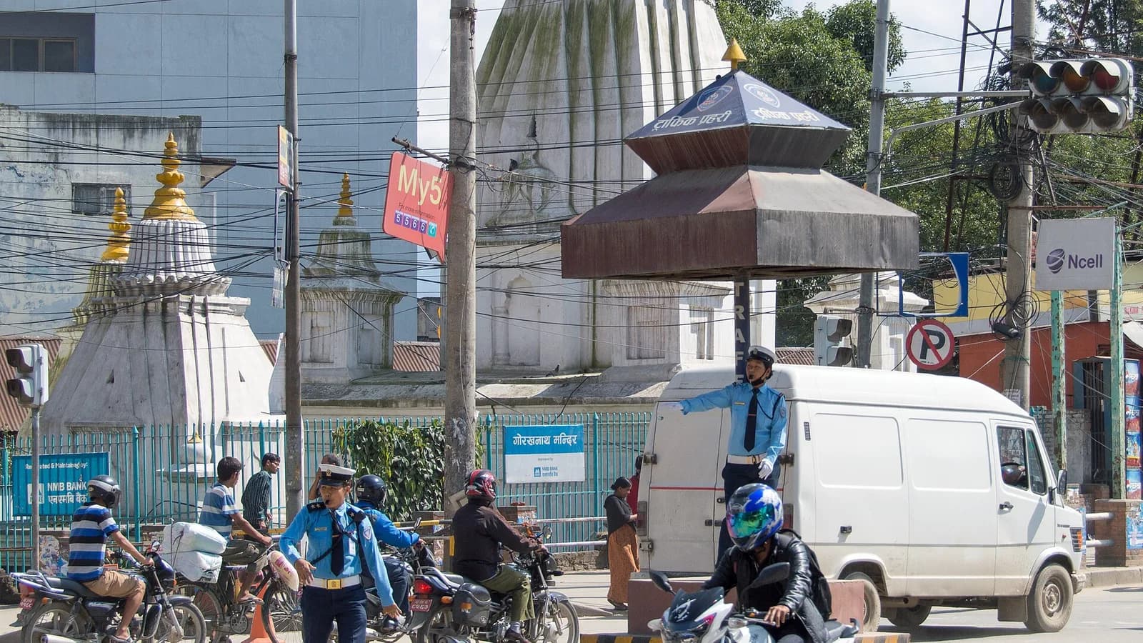 Busy traffic on a Kathmandu street, the kind of route a ride-hailing app like inDrive covers