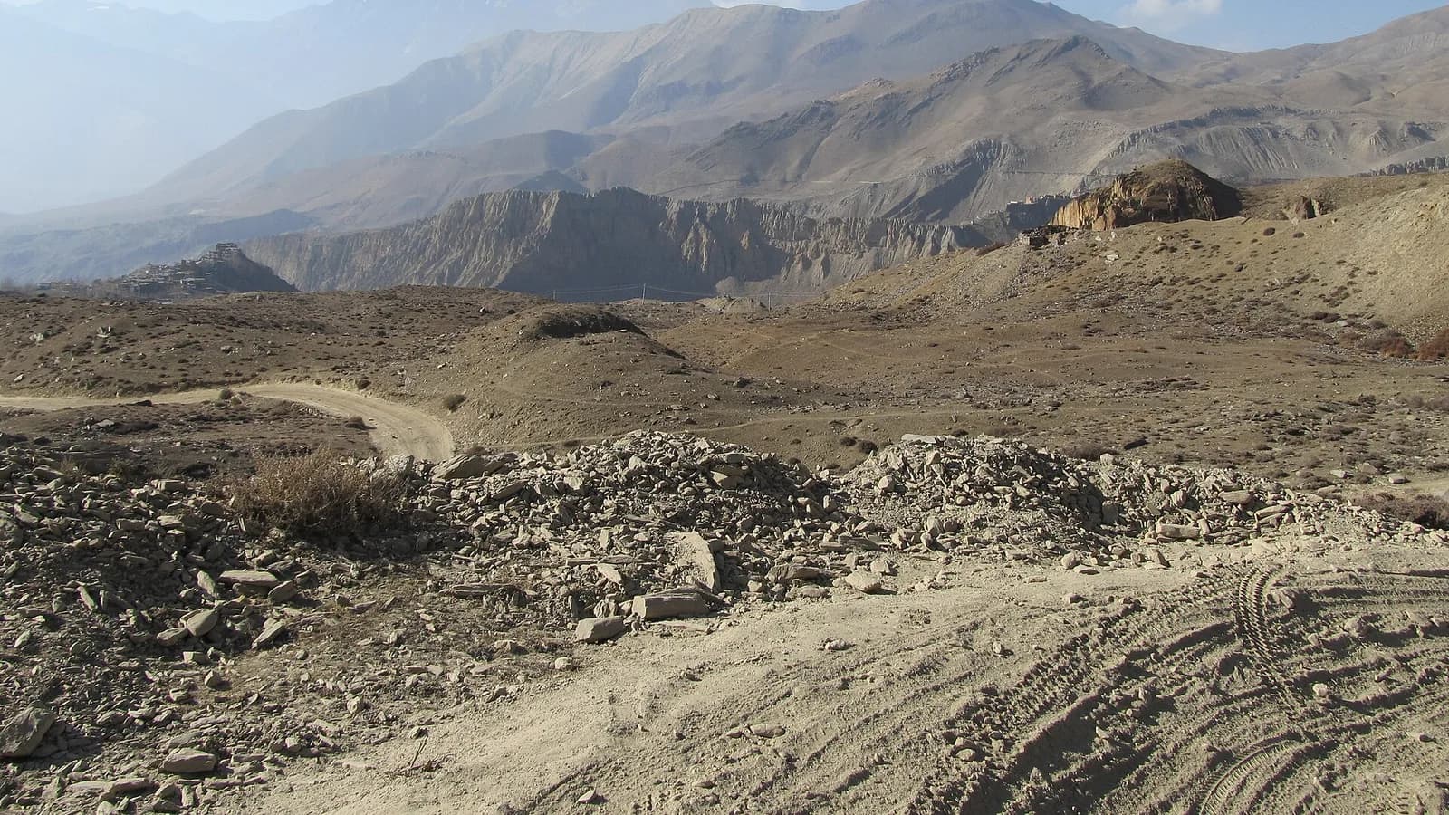 The Kali Gandaki valley in Mustang, a classic Himalayan riding landscape associated with Royal Enfield touring in Nepal
